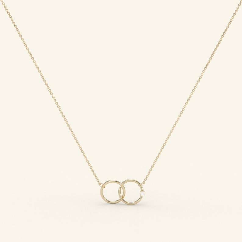 14k Interlocking Double Circle Diamond Necklace