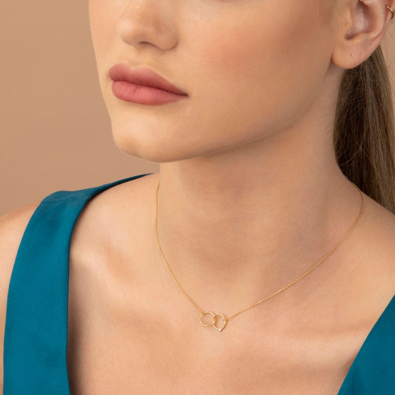 14k Solid Gold Interlocking Circles Diamond Necklace