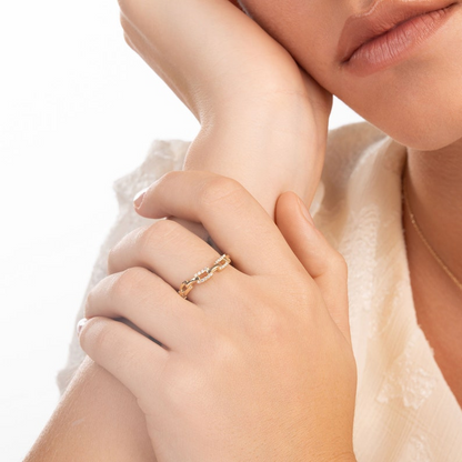 14k Solid Gold Pave Minimalist Chain Diamond Ring