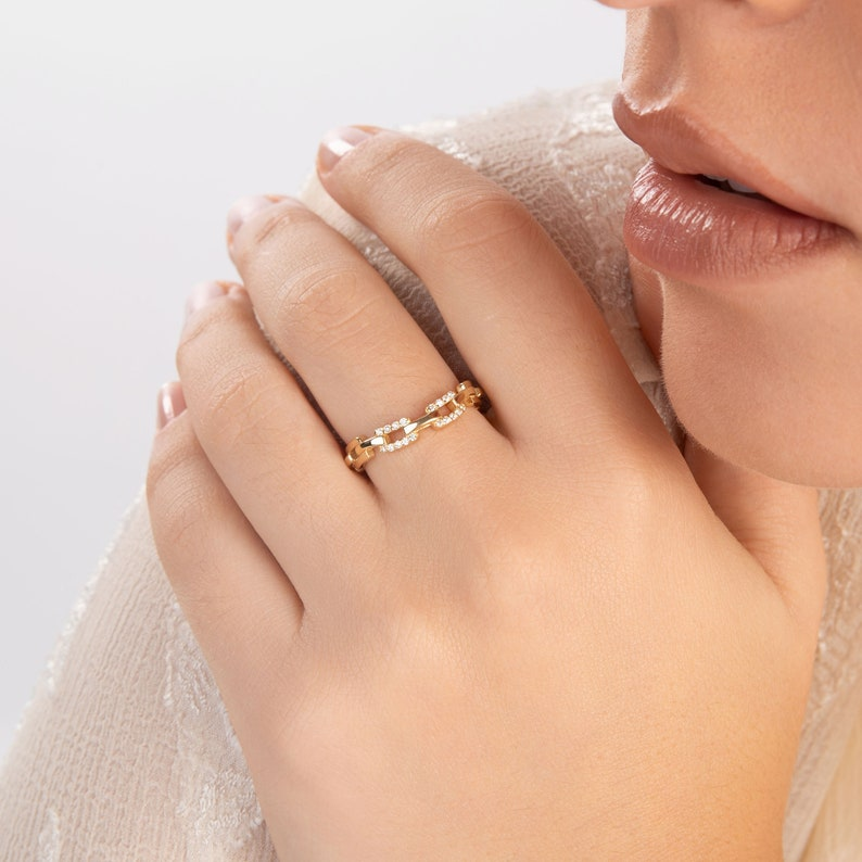 14k Solid Gold Pave Minimalist Chain Diamond Ring