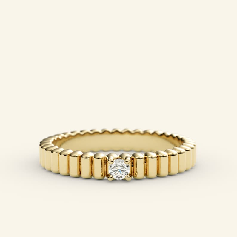 Vintage Ribbed Diamond Engagement 14K Ring